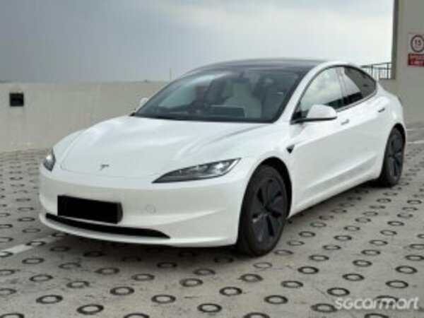 TESLA MODEL 3 RWD