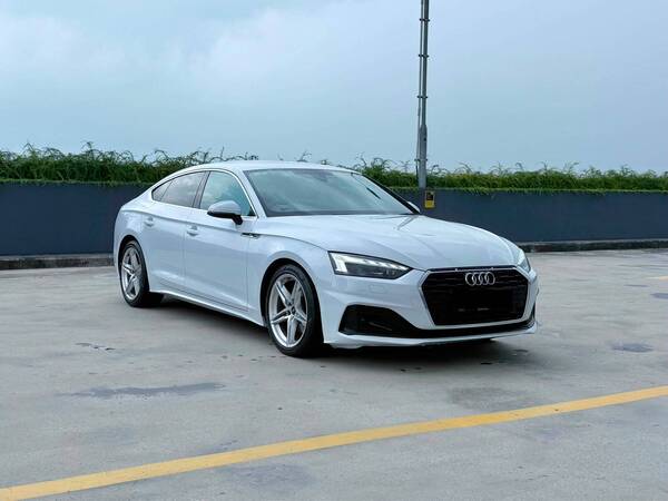 AUDI A5 SPORTBACK 2.0 TFSI S TRONIC (110 KW)