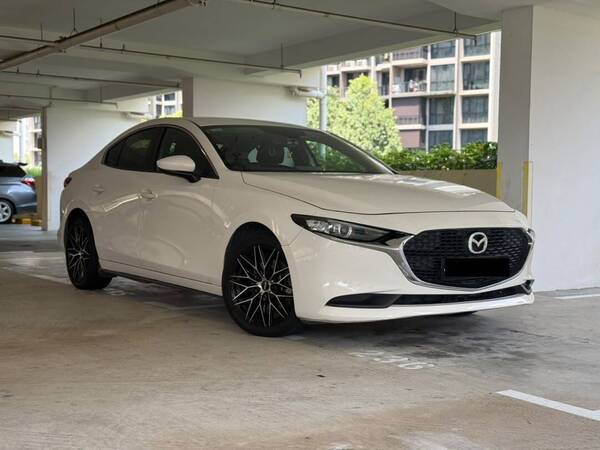 MAZDA 3 4DR 1.5 AT M-HYBRID CLASSIC I2