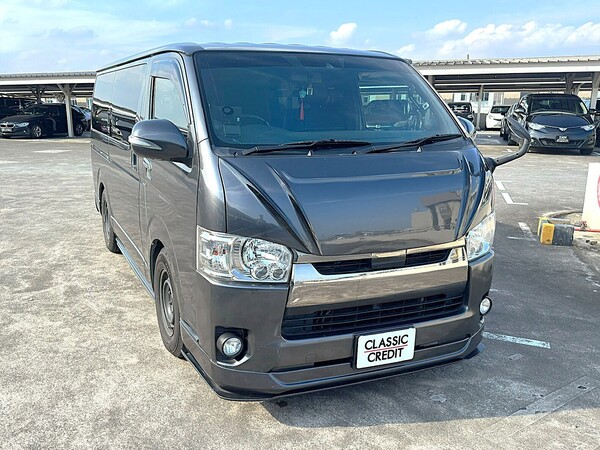 TOYOTA HIACE SUPER GL DARK PRIME 2.8 AUTO