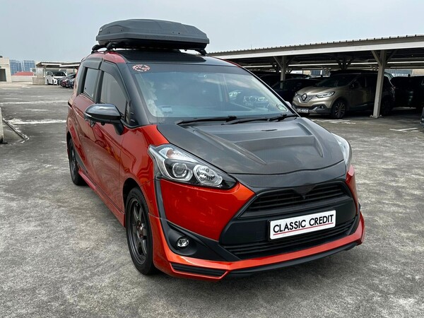 TOYOTA SIENTA STANDARD (AUTO)