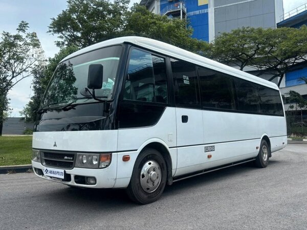 MITSUBISHI ROSA BUS BE641JRMDEB