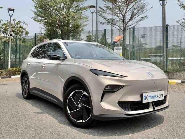 MG MGS5 EV LUXURY