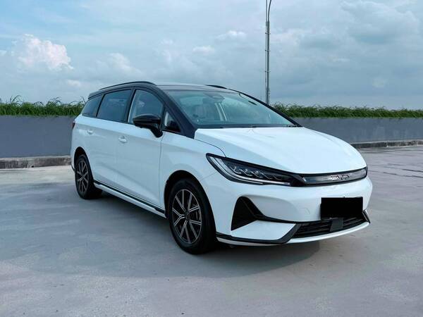 BYD M6 7-SEATER(ER)