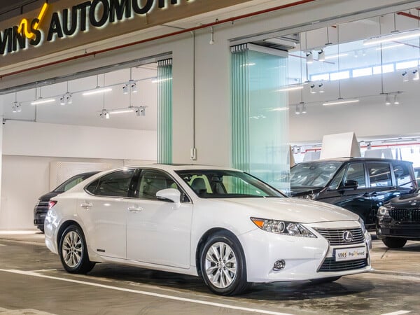 LEXUS ES300H LUXURY CVT