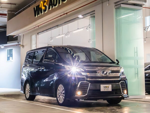 TOYOTA VELLFIRE 2.5Z A