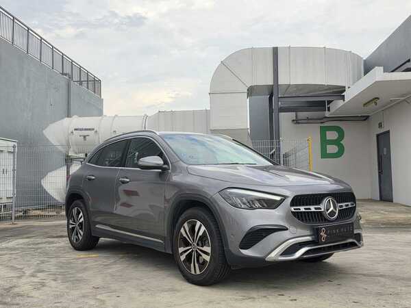 MERCEDES BENZ GLA 180 PROGRESSIVE LN