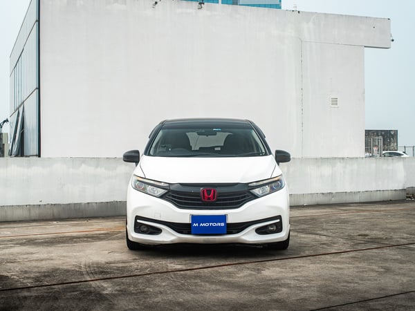HONDA SHUTTLE HYBRID 1.5 AUTO