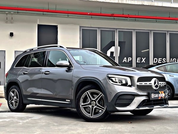 MERCEDES BENZ GLB200 PREMIUM AMG LINE 7SEATER
