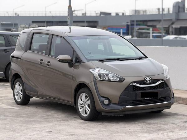 TOYOTA SIENTA STANDARD (AUTO)